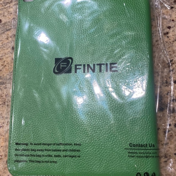 NWT Fintie iPad cover - Picture 2 of 3